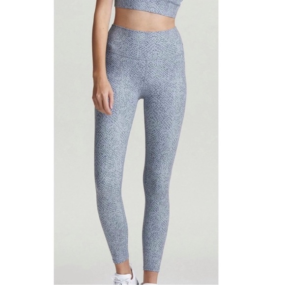 Varley Pants - Varley Century 2.0 Tyre leggings in snakeskin print S like new